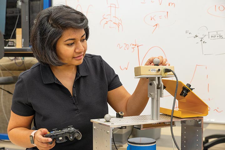 Mechanical & Aerospace Engineering